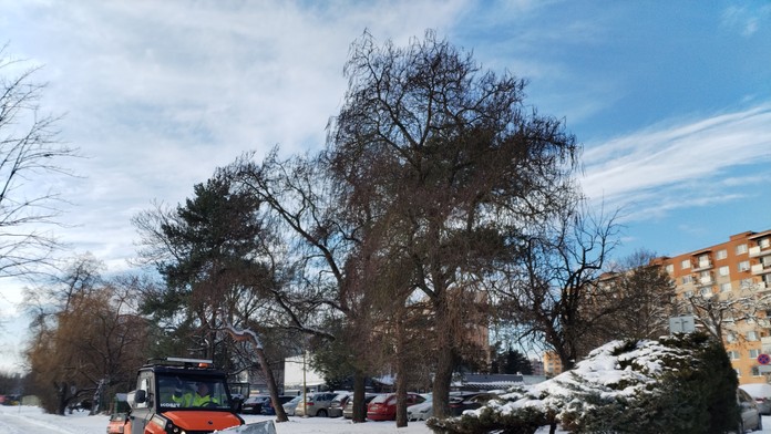 Mimoriadna situácia pre celý okres Čadca. Je tam snehová kalamita