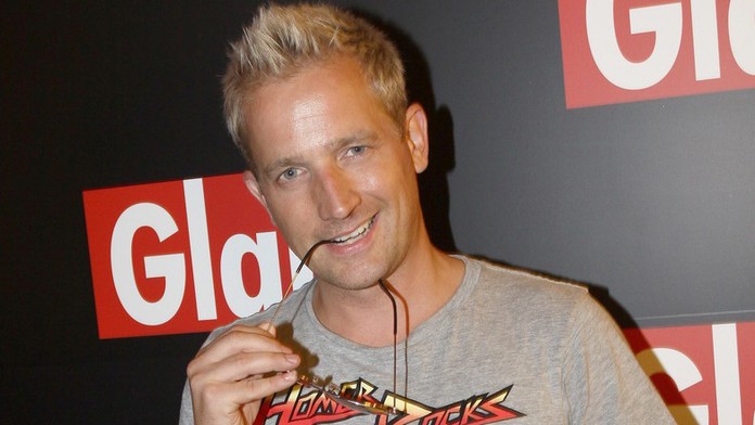 Fešák z Luneticu ide pred súd. Partnerke zlomil dve rebrá