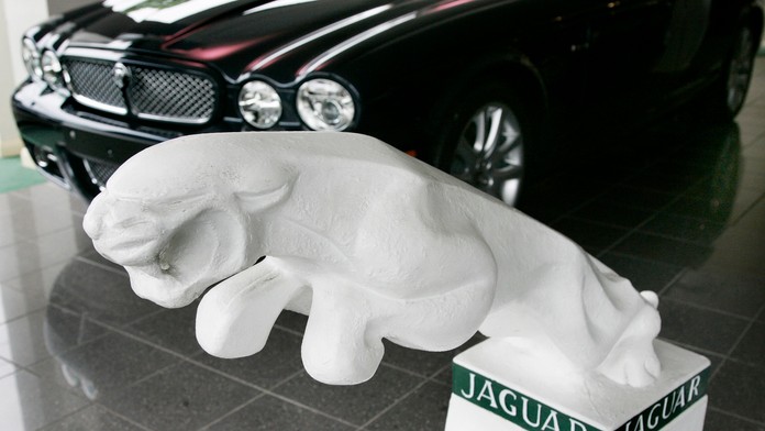 Jaguar Ford Land Lover