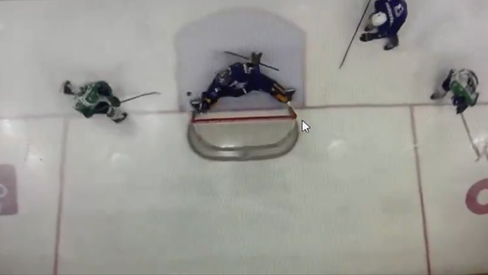 VIDEO: Rozhodcovia uznali gól, ktorý nemal platiť. Nové Zámky vďaka tomuto zásahu uspeli na Spiši