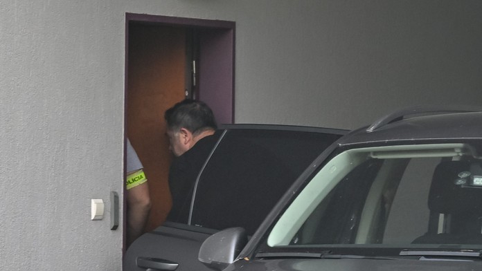 Advokát František Polák zostáva stíhaný na slobode. Rozhodol o tom Najvyšší súd