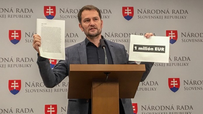 Radosť hráčov Colorada po triumfe nad Winnipegom.