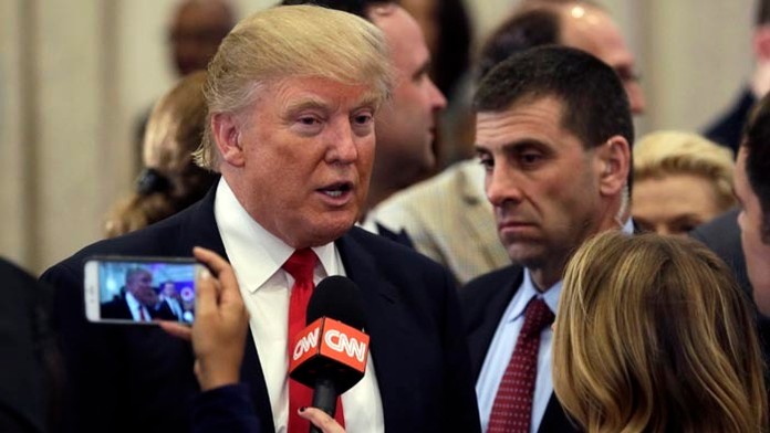 Víťazom republikánskych primárok v Michigane sa stal Trump.