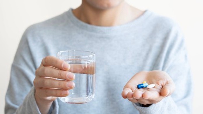 Chrípková sezóna prichádza. Imunológ radí, čo by nemalo chýbať v domácej lekárničke