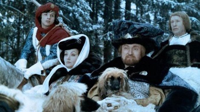 Tři oříšky pro Popelku 