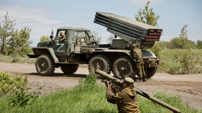 Rusi po operačnej prestávke udrú na Ukrajinu s ešte väčšou intenzitou