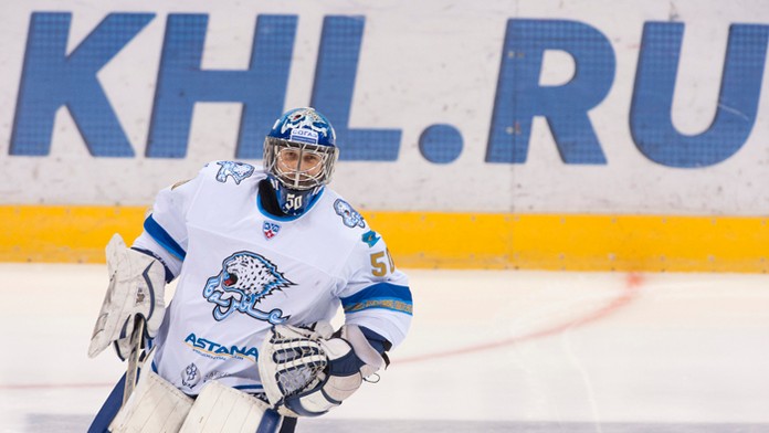 Brankár klubu Astana Ján Laco.