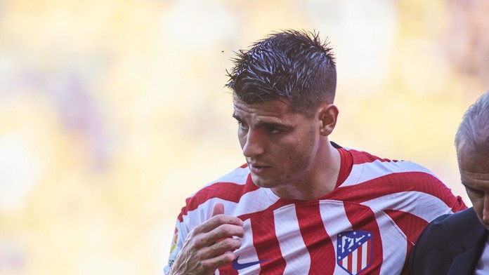 Atlético opäť zlyhalo v 99. minúte a prehralo u outsidera. Barcelonu spasil v hodine dvanástej Lewandowski