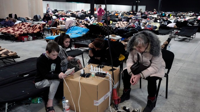 Počet utečencov prichádzajúcich z Ukrajiny do Poľska začal klesať