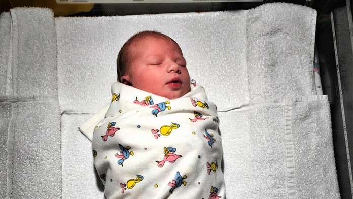 Piaty potomok slávneho šéfkuchára Jamier Olivera je chlapec.