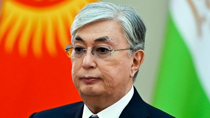 Na archívnej snímke z decembra 2021 kazašský prezident Kasym-Žomart Tokajev.