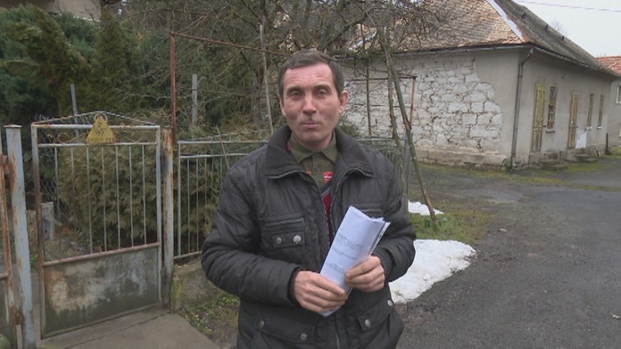 Svoju stoličku musí Lenhárd teraz odovzdať novému starostovi. 