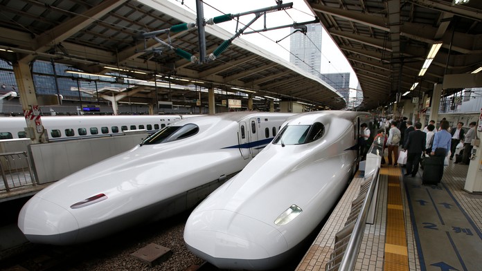Japan_Bullet_Train335198188136.jpg