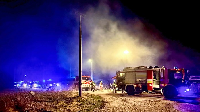 Tragédia v Nitrianskom kraji. Pri požiari rodinného domu prišli o život dve osoby