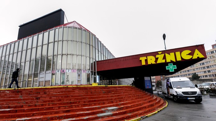 Ste v ohrození života, všetky peniaze dajte do smetiaka na Trnavskom mýte! Žena poslúchla a prišla o 4500 eur