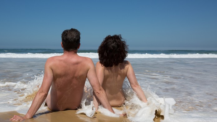 Svadba na nudistickej pláži? Taliansky ostrov spúšťa novinku, intimitu za tým nehľadajte