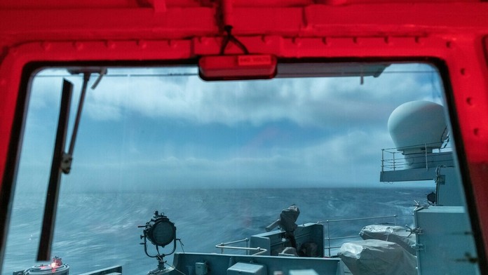 Pohľad z riadiacej veže lode HMS Northumberland.