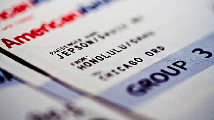 Úsmevná situácia na letisku. Aerolínie čakali malé dievčatko, prišla však vyše storočná seniorka