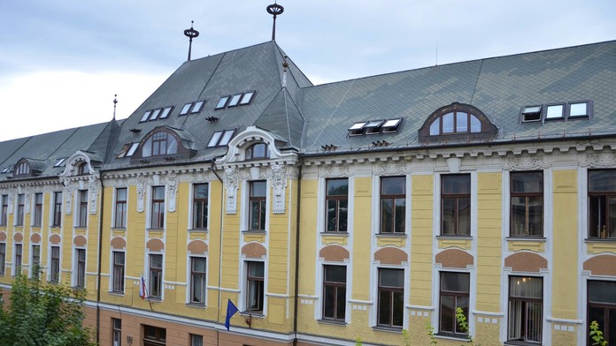 Gymnázium Ľ. Štúra v Trenčíne.