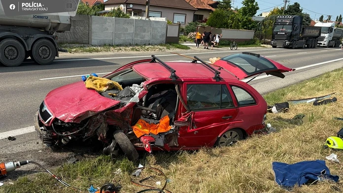 Na hlavnom ťahu medzi Veľkou Mačou a Sereďou prišlo k tragickej nehode
