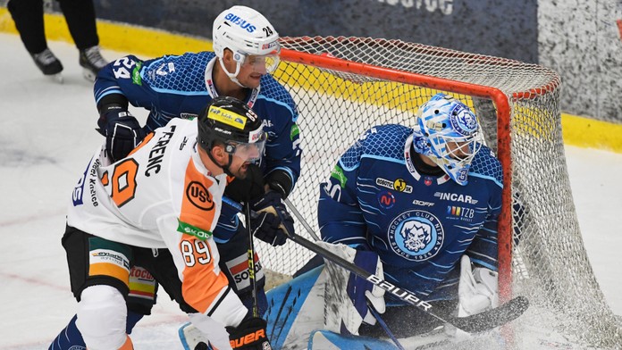 Šláger štrnásteho kola v Nových Zámkoch pre domácich. Slovan sa vybláznil pod Urpínom