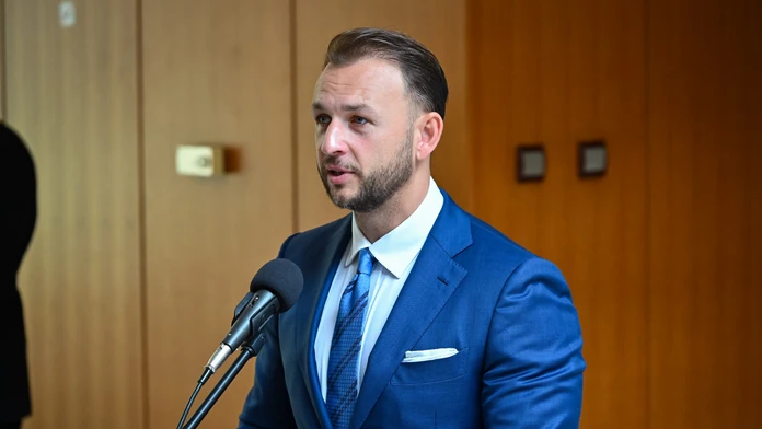 V koalícii sa diskutuje o tom, že novým šéfom parlamentu by mohol byť Matúš Šutaj Eštok