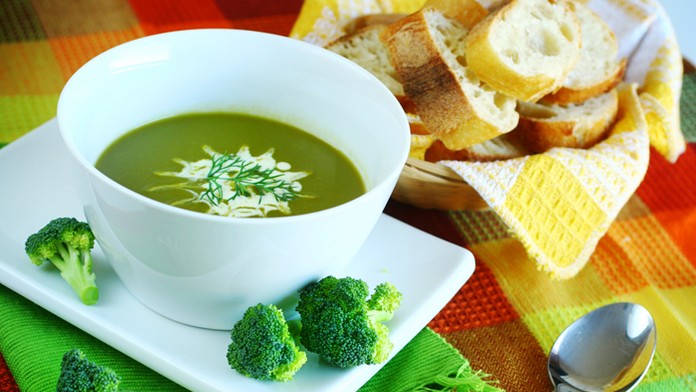 Brokolicová polievka