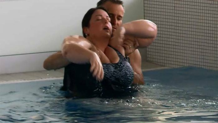 Zuzana skolabovala priamo v bazéne