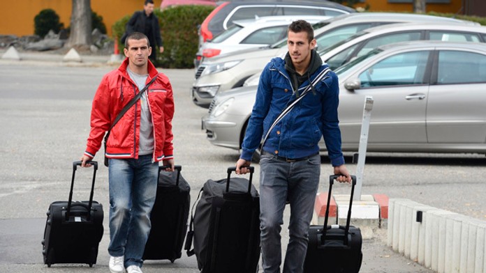 Dúbravka - (vľavo Viktor Pečovský) - 1