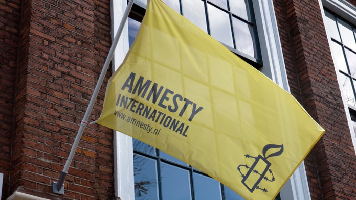 Amnesty vo výročnej správe kritizuje Slovensko za Rómov, LGBT aj postoj k znásilneniam