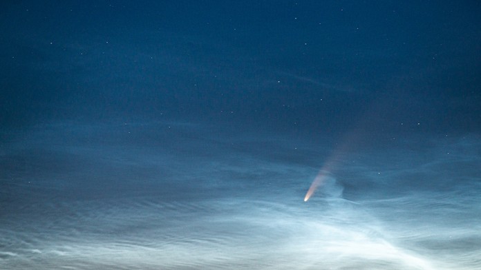 Pri Rimavskej Sobote preletelo vesmírne teleso. Ľudí vydesili zvláštne zvuky