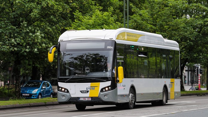 VIDEO: Vodič MHD zastavil autobus a šiel si kúpiť pečivo. Jeho vysvetlenie umlčalo všetkých kritikov