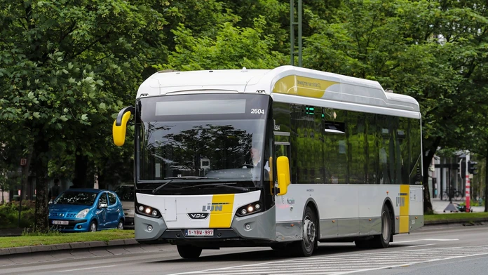 VIDEO: Vodič MHD zastavil autobus a šiel si kúpiť pečivo. Jeho vysvetlenie umlčalo všetkých kritikov