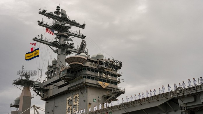 USA posielajú do Stredozemného mora druhú lietadlovú loď, aby predišli eskalácii konfliktu