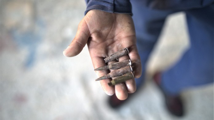 Biely dom potvrdil, že ukrajinské sily už na fronte používajú kazetovú muníciu