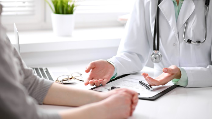 Lekári jej povedali, nech nesimuluje a poslali ju domov. Žena (†33) na vzácne ochorenie zomrela