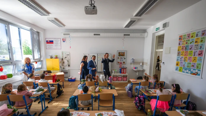 „Prázdniny skončili, no cap.“ Riaditeľ školy v Bratislave začal rok netradičným príhovorom