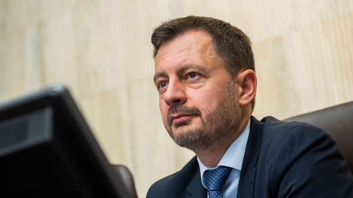 Premiér: Deti na školách musia byť v bezpečí, inšpirovať sa pôjdeme do Fínska