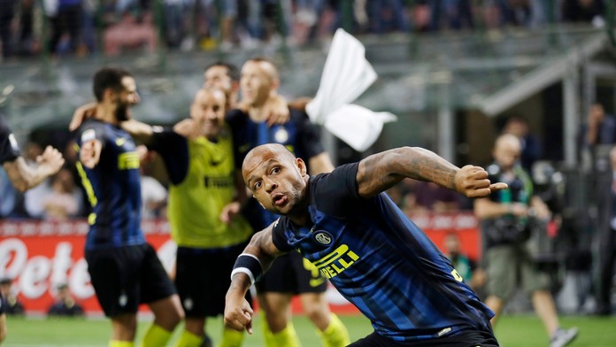 Felipe Melo jasá po góle do siete Juventusu Turín.