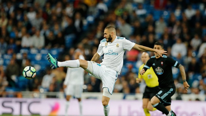 Karim Benzema v zápase Real Madrid - Celta Vigo.
