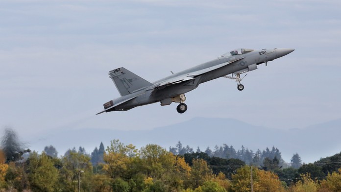 Dve ruské stíhačky lietali nad Fínskom. Kurz otočili až po dvoch minútach