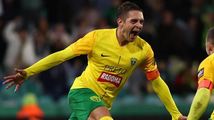 Si najlepší, ale ideš za béčko. Takmer stratil obličku, mal ukončiť kariéru. Dnes ho chcú v reprezentácii (rozhovor)