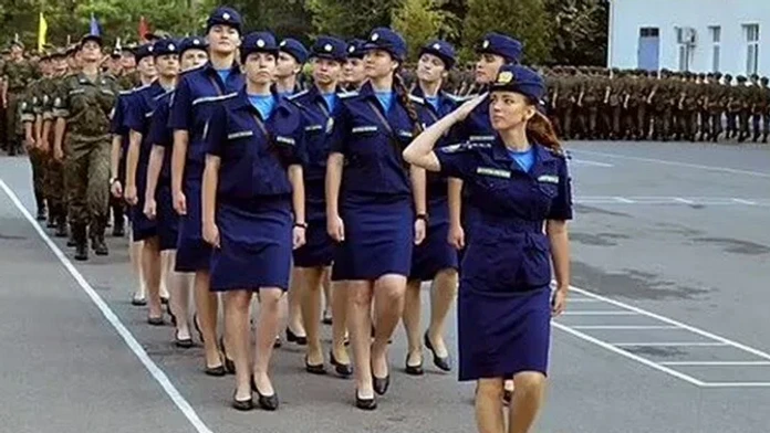 Anjeli smrti absolvovali povinný výcvik. Ruské letectvo prijalo prvé pilotky