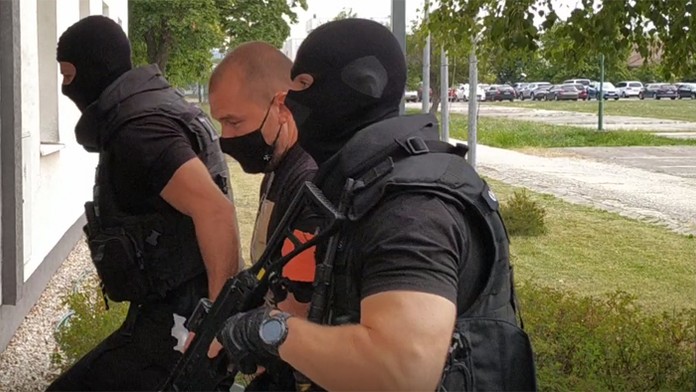 Matej Zeman na súde s Dušanom Kováčikom vypovedá ako svedok.