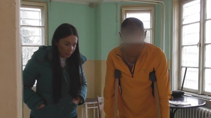 Petru prišla navštíviť sestra