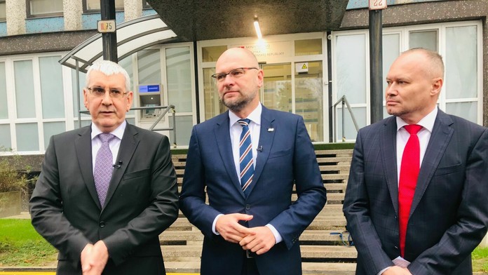 KANDIDATKA SAS nova.jpg