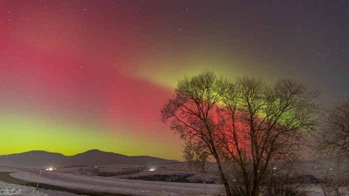 Najlepší záber na polárnu žiaru vznikol pri Brezne. Dych vyrážajúce fotky zachytil Slovák