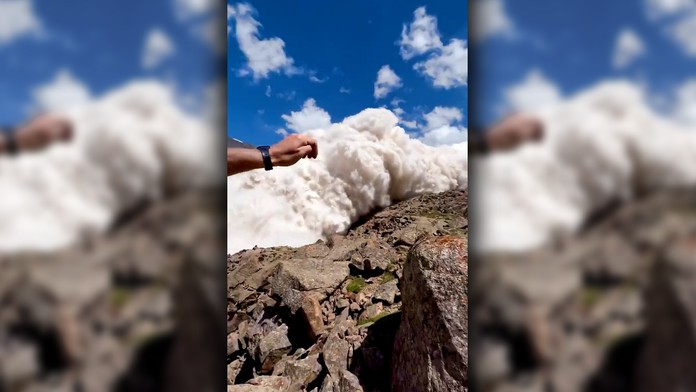 Dramatické video: Turista nakrútil rútiaci sa ľadovec. Ukryl sa v poslednej chvíli