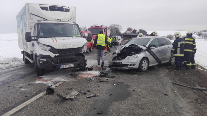 Vážna nehoda za Prešovom.