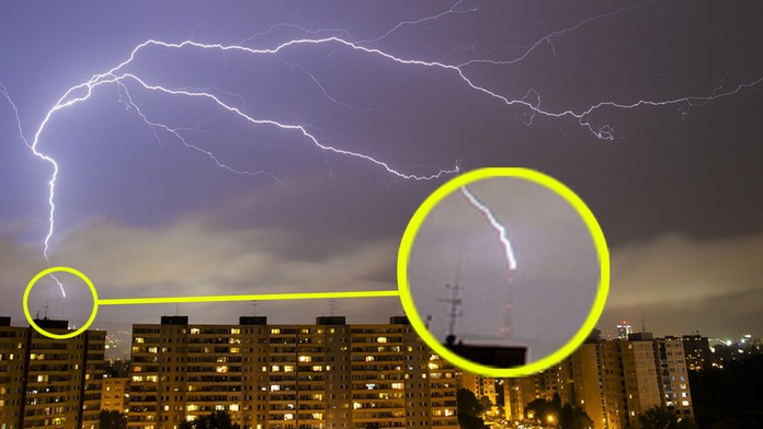 Blesk nad Kamzíkom.